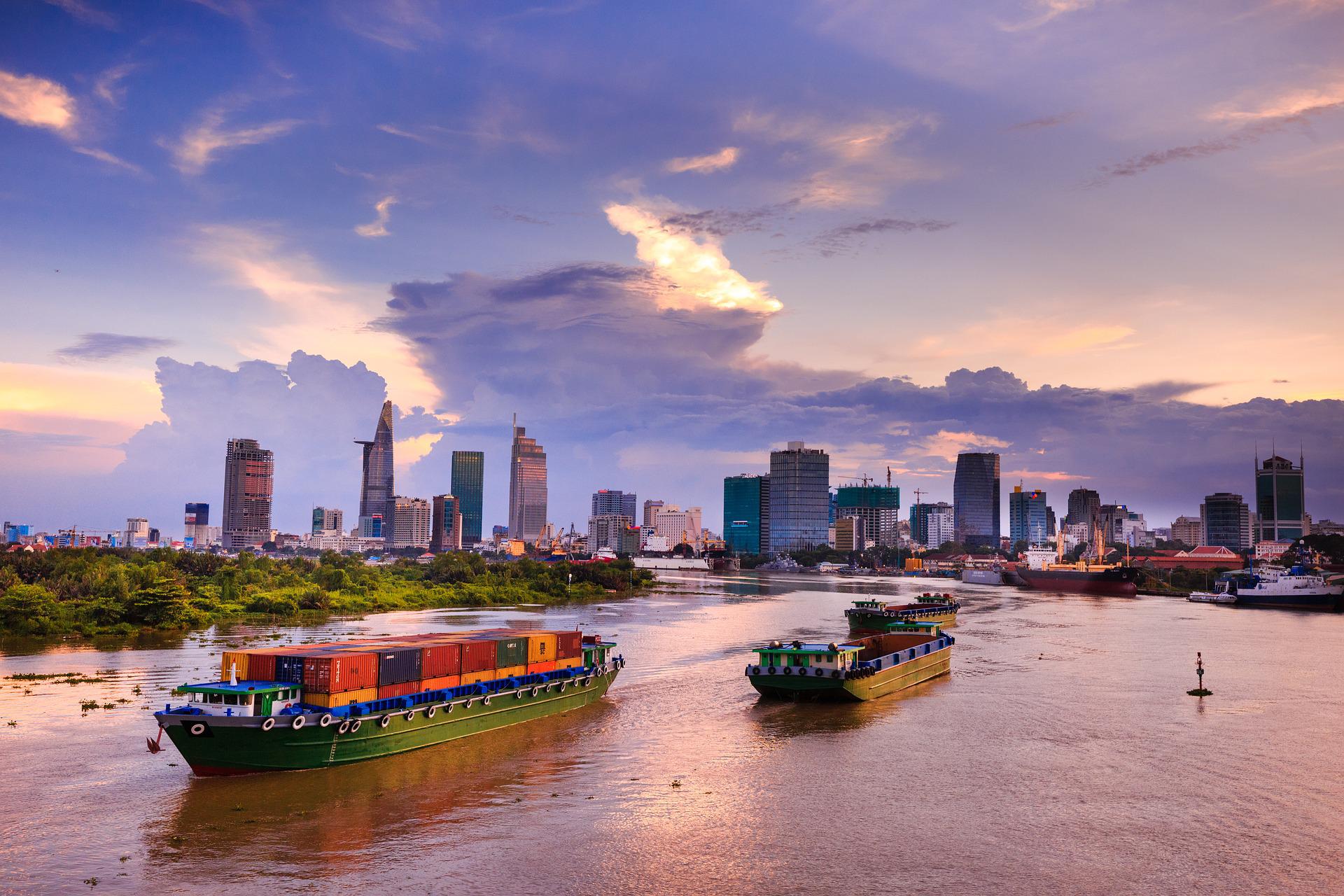 https://home.horasis.org/wp-content/uploads/2022/07/ho-chi-minh-g4af89aee5_1920.jpg